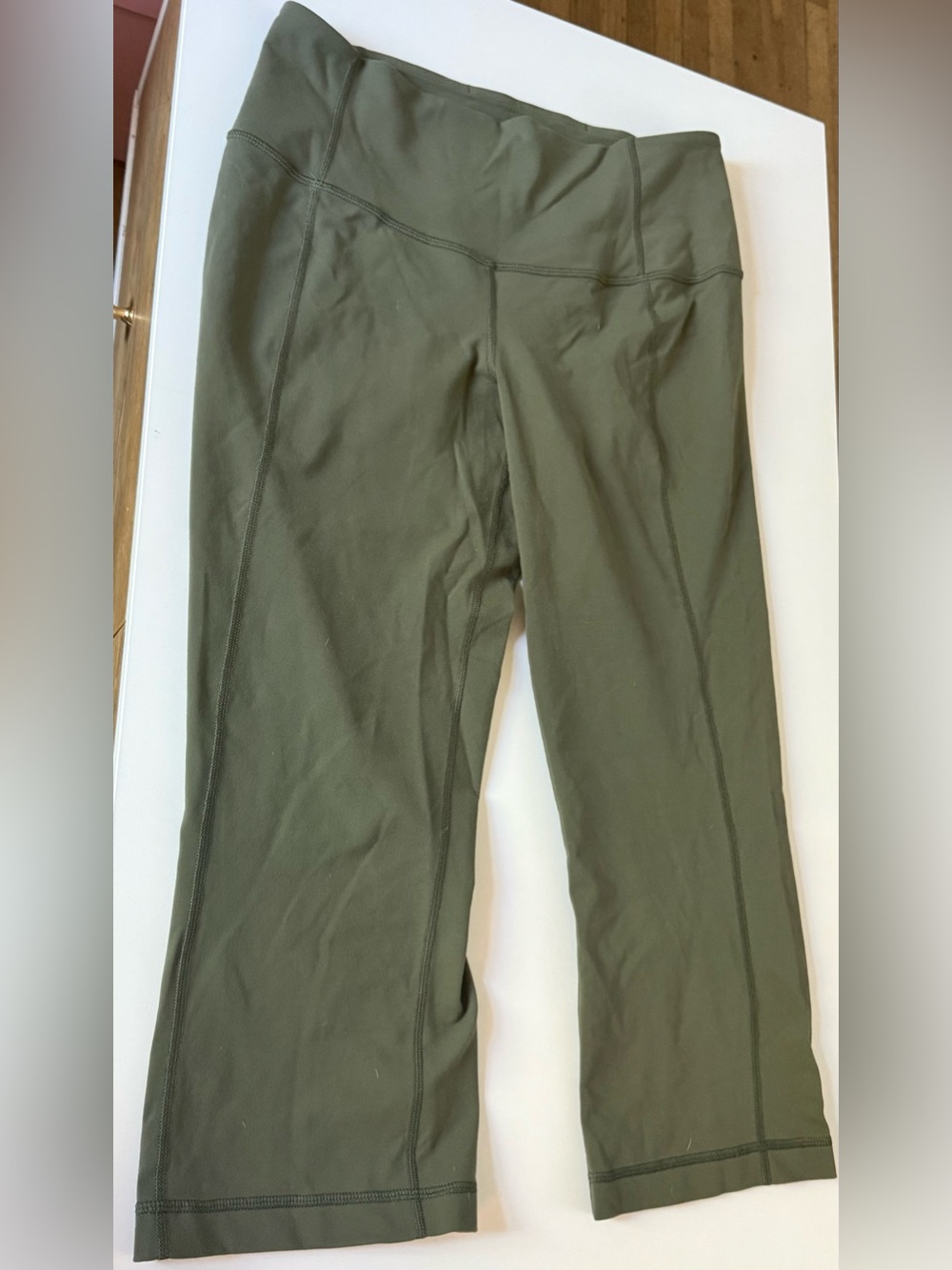 lululemon athletica Dark Green Capri Active Leggings - Size 10